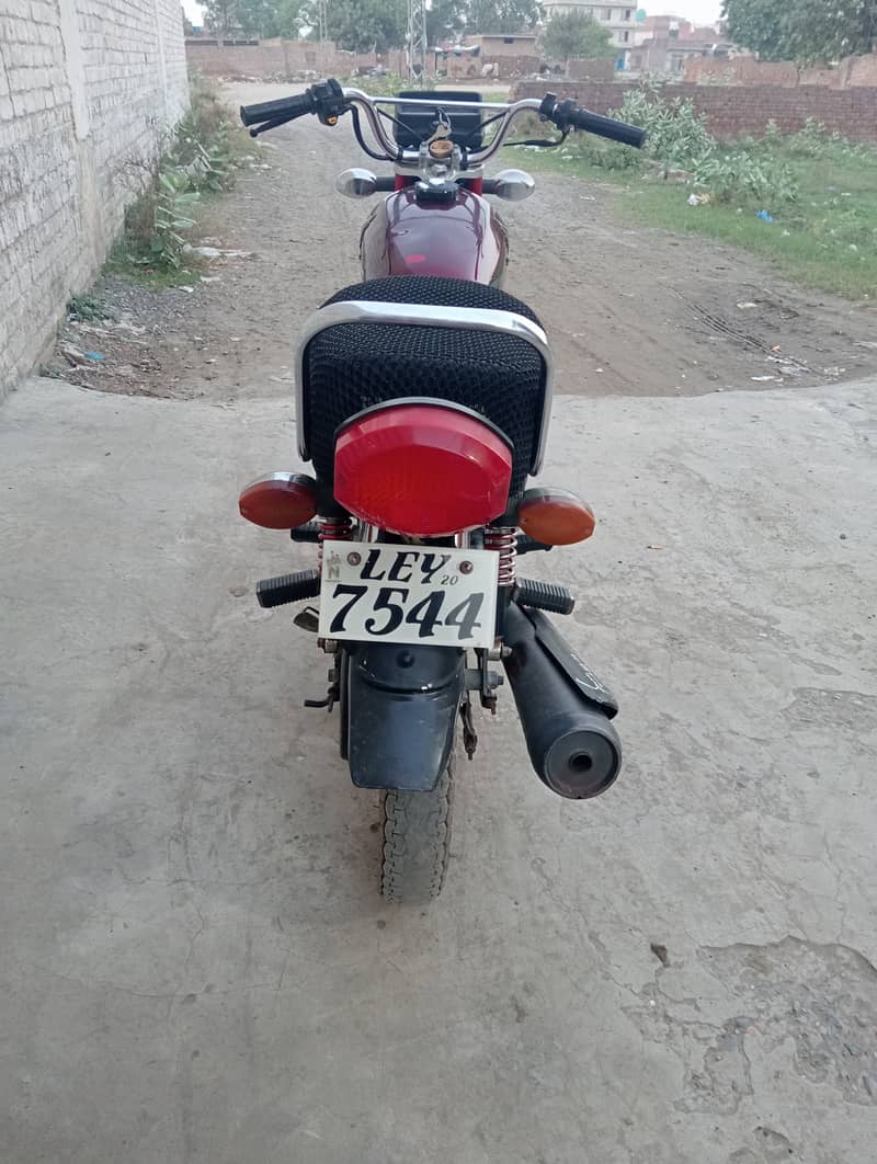 Honda CG 125 2020 4