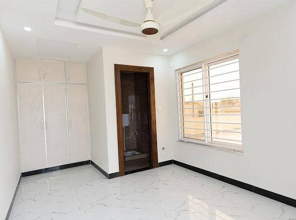 Complete House For Rent In Park Enclave Islamabad 15