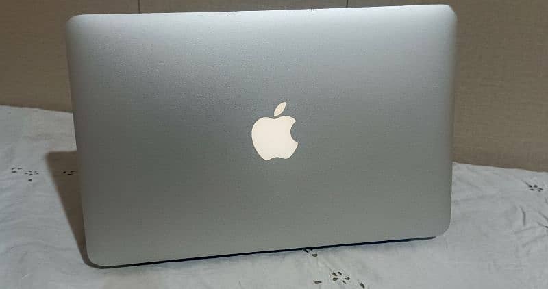 MacBook  Air  core  i7 12