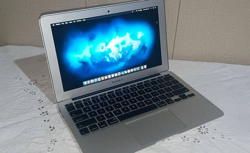 MacBook  Air  core  i7 13