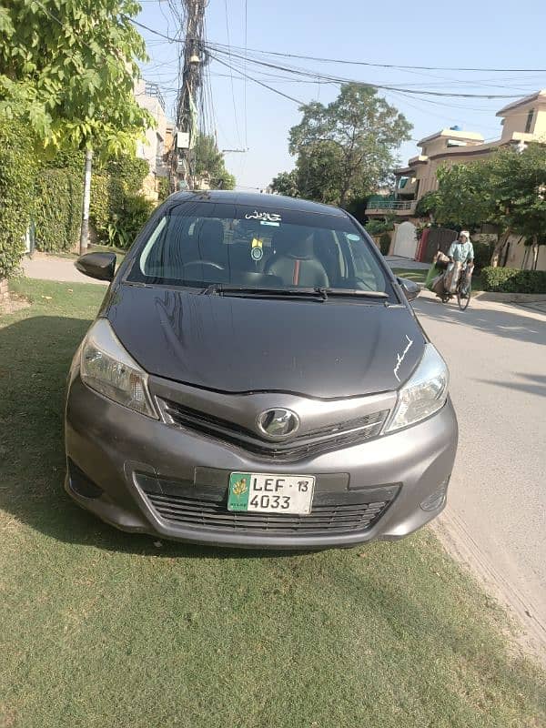 Toyota Vitz 2013 Model 8