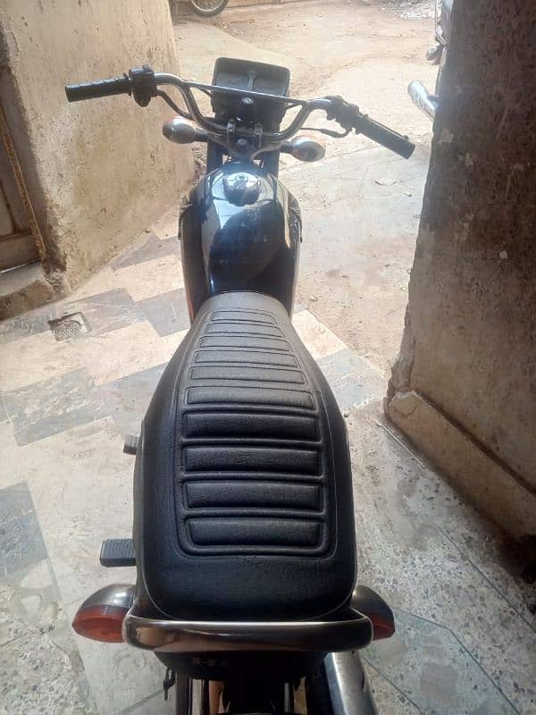 honda 125 Karachi num ha 1