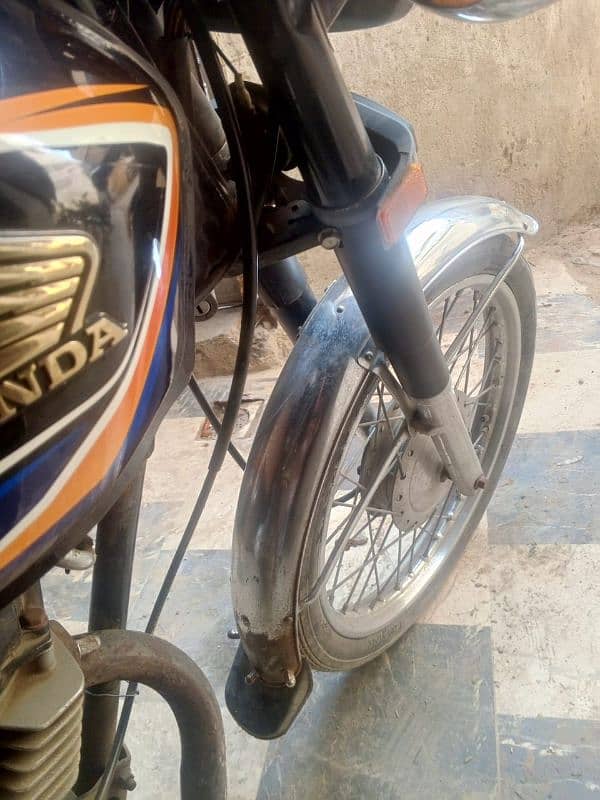 honda 125 Karachi num ha 3