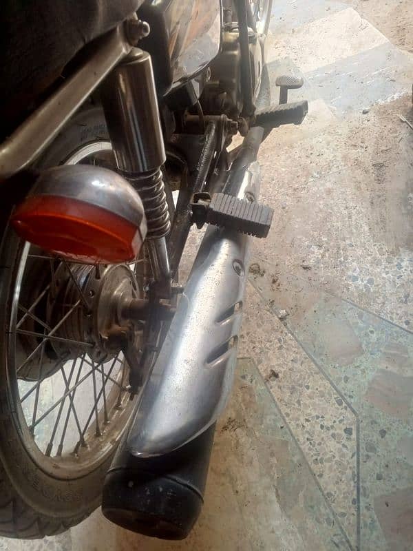 honda 125 Karachi num ha 7