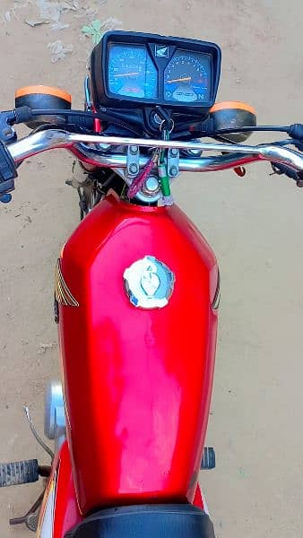 Honda 125 2021 Karachi number 1st owner 6