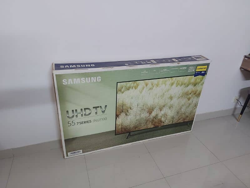 Samsung TV with habitt stand 1