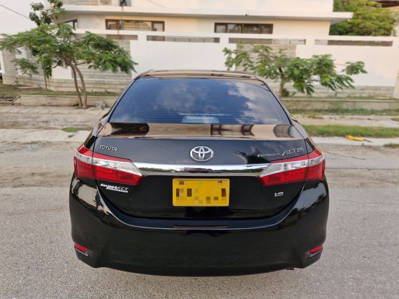 Toyota Corolla 1.6 Altis 2017 Excellent Car 3