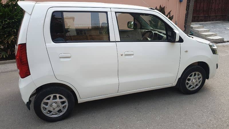 Suzuki Wagon R 2022 1