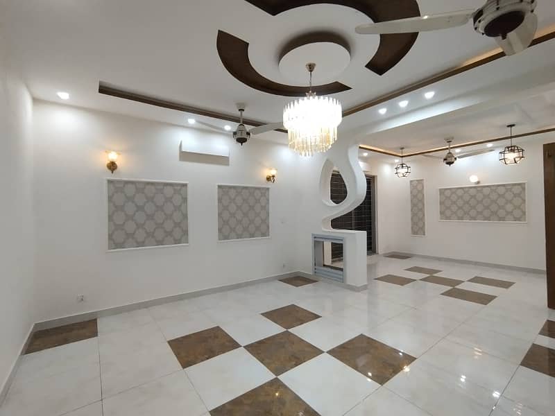 Ultra Modern 1 Kanal House Available For Rent in DHA Phase 6 at a Prime Location 9