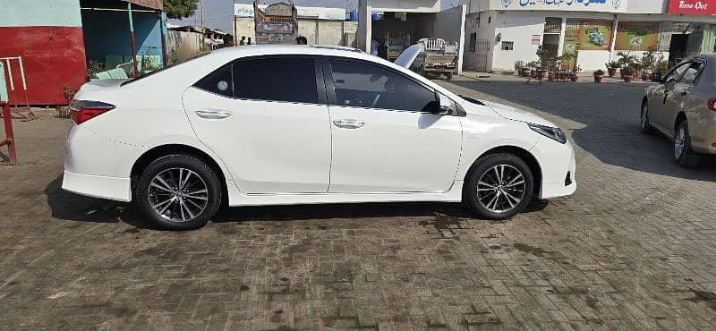 Toyota Altis Grande 2021 1