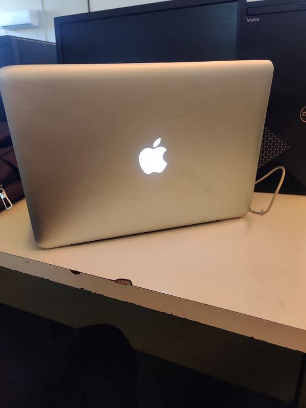 MacBook Pro mid 2012 1