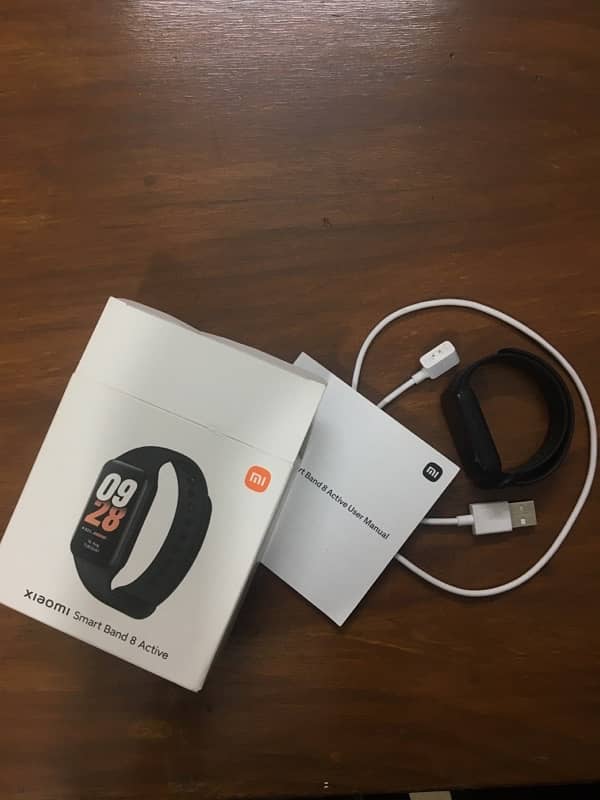 DISCOUNT!! Xiaomi Band 8 Active 8