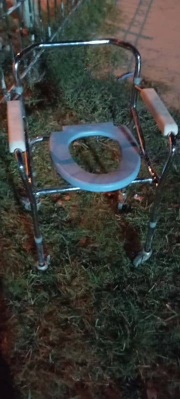 wheel chair 0