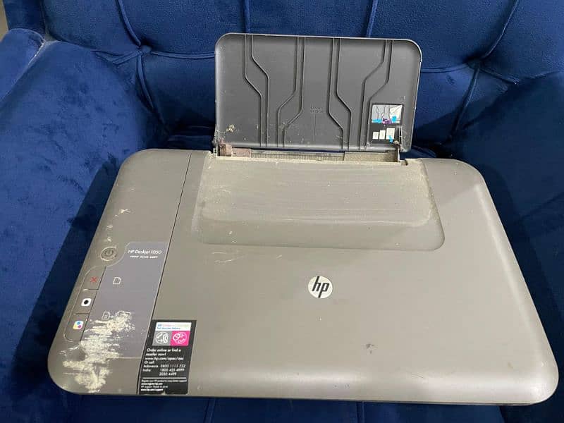 HP DeskJet 1050 - Printer | Scanner | Photocopier Imported from UAE 2