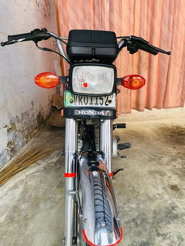 Honda CG 125 2017 4