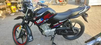 Yamaha ybr125g black 400000