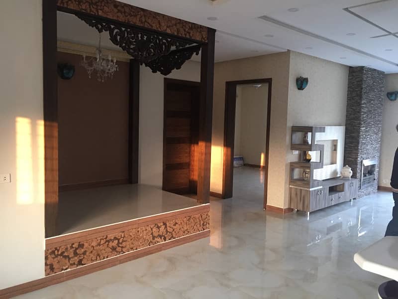 1 Kanal Like New House Available For Rent In Bahria Town Lahore. 13