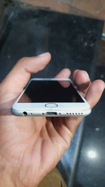 I phone 6 Good condition 4