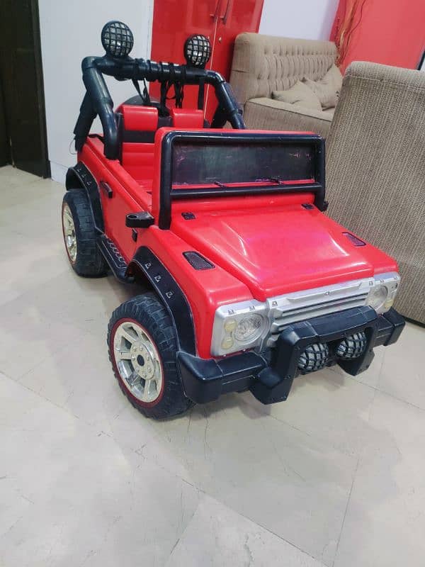 RED DOUBLE SEAT JEEP 3