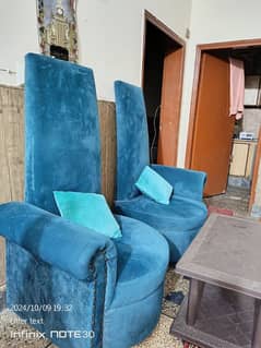 Velvet Coffee chairs with table