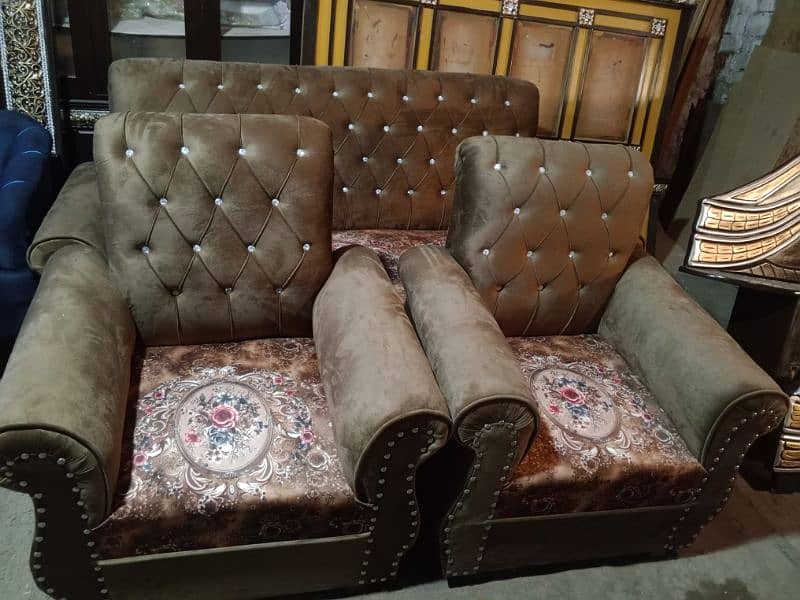 5 Seater sofa 2