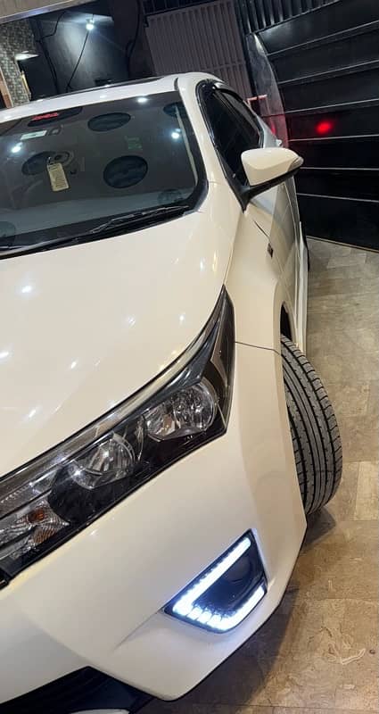 Toyota Altis Grande 2017 1