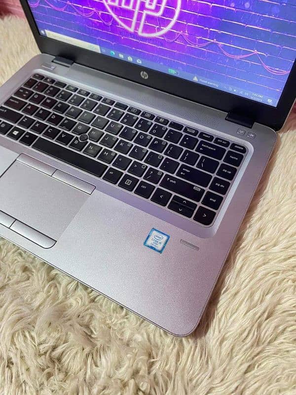 hp elitebook in good conditions 4