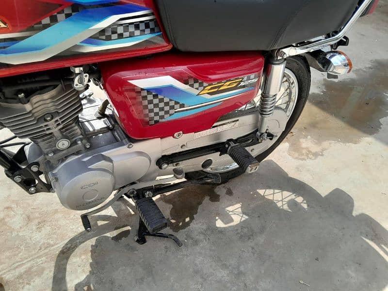 urgent for sale Honda 125 8