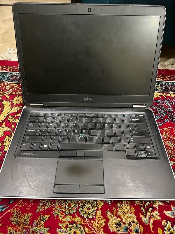 Dell Laptop Latitude 2