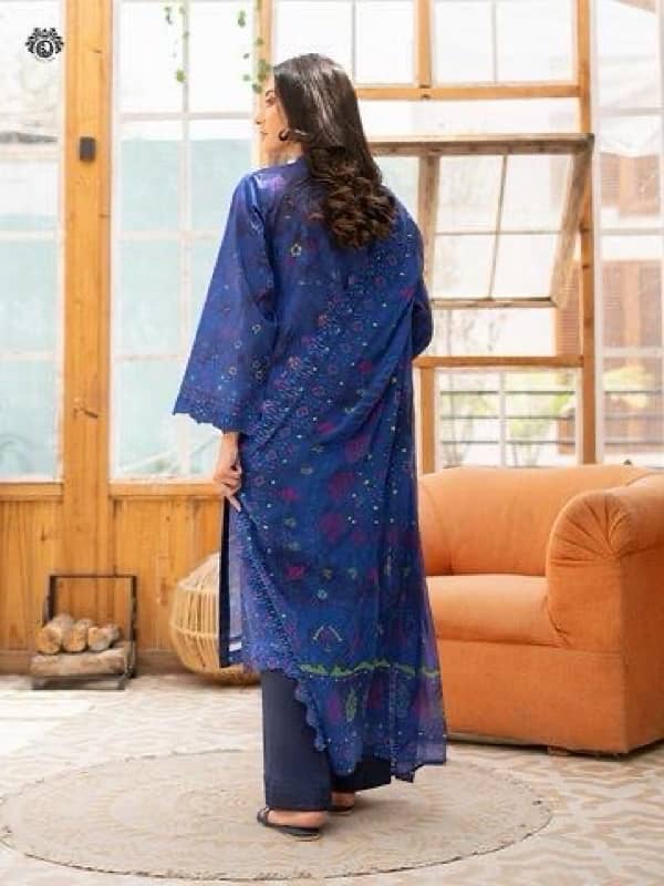 3 pc women’s unstitched Lawn Embroidered suit 2