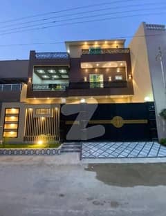 Prime Location 10 Marla House For sale In Peshawar