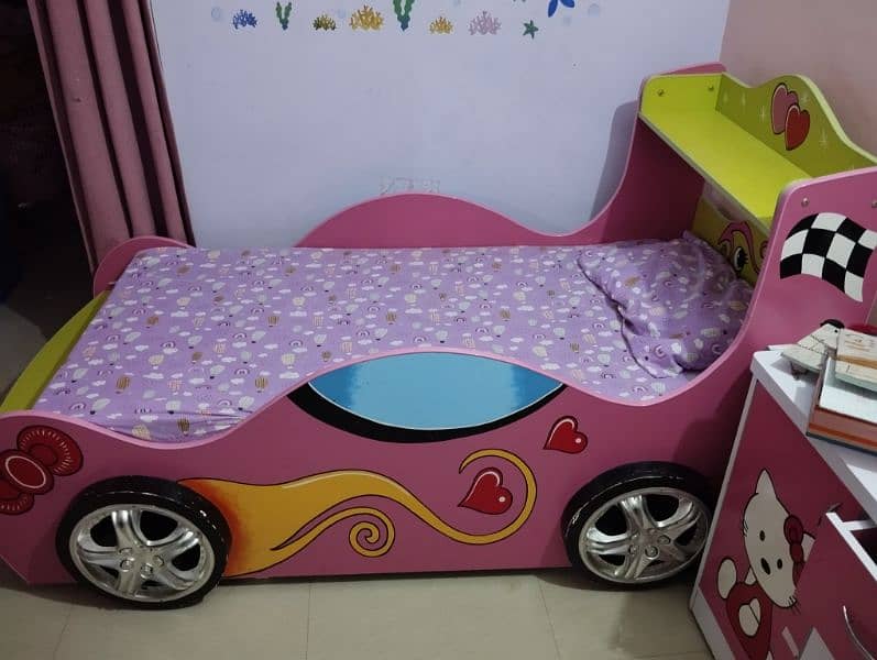 kid's bed 2