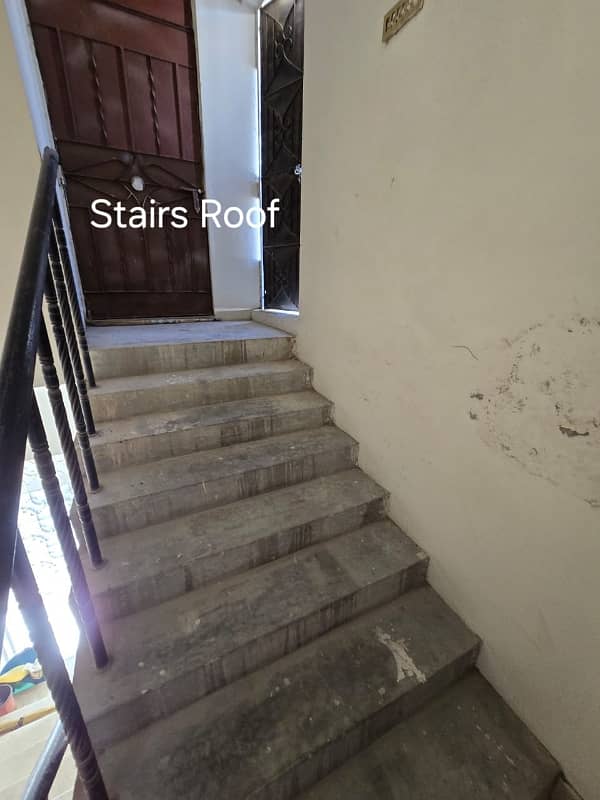 HOUSE FOR SALE NEAR BIBI AMNA PARK 27