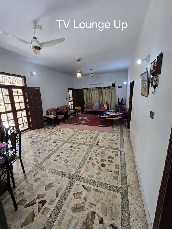 HOUSE FOR SALE NEAR BIBI AMNA PARK 35