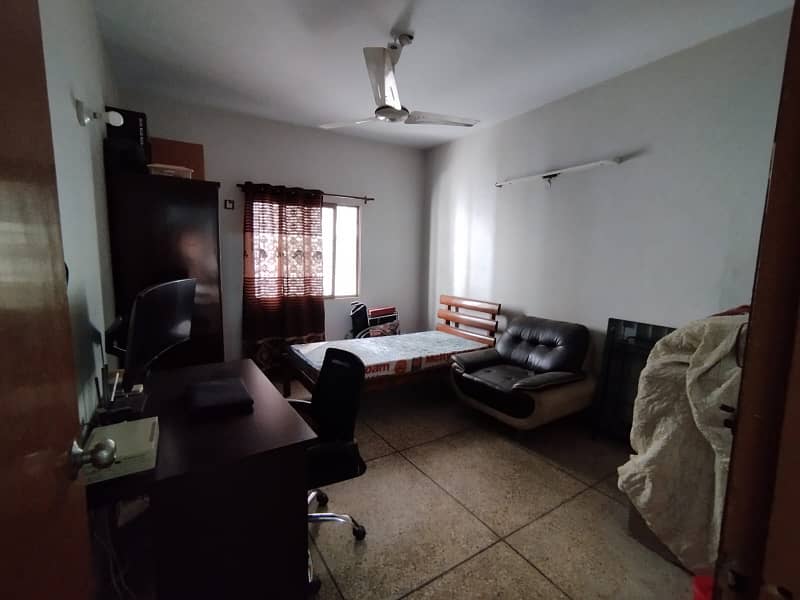 2 BED DD FLAT FOR SALE IN GULSHAN-E-IQBAL 13 A 8