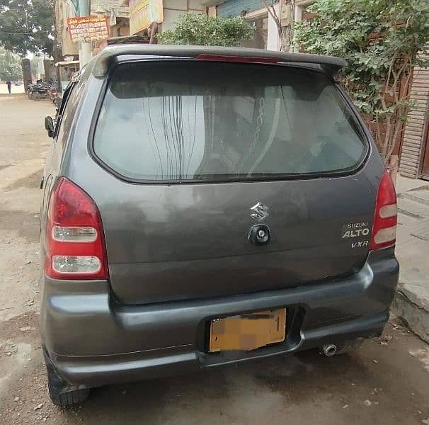 Suzuki Alto 2011 3