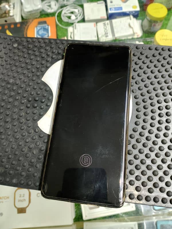 One plus 8 new condition single Sim 8/128 0