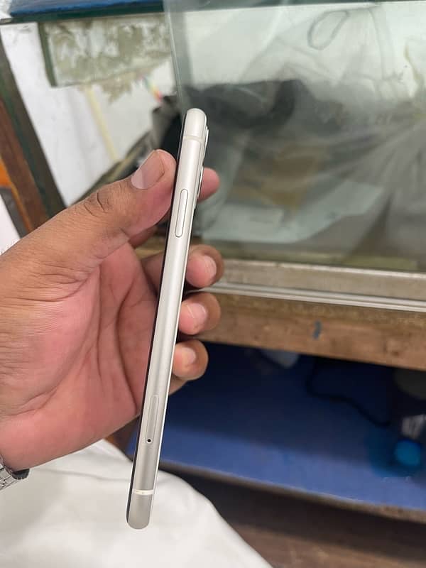 IPhone 11 128GB FU PTA Approved 3