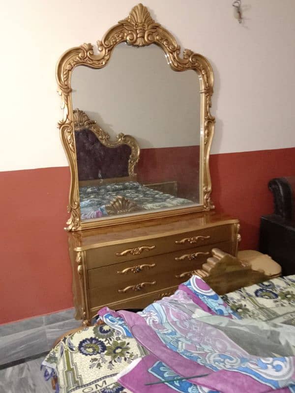 NEW BED SET URGENT SALE 10