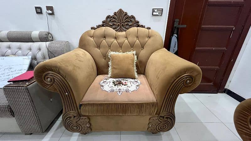 Sofa Set for sale (new condition) Urgent 2