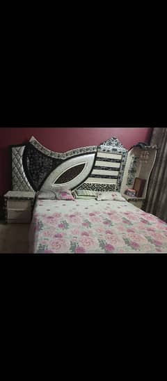 Bed Set for sale 0