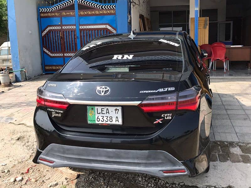 Toyota Corolla Altis 2017 6