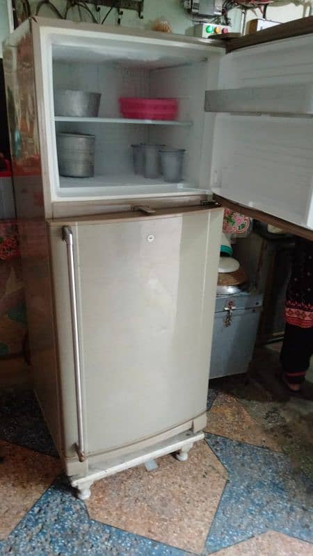 Dawlance refrigerator fridge. 1