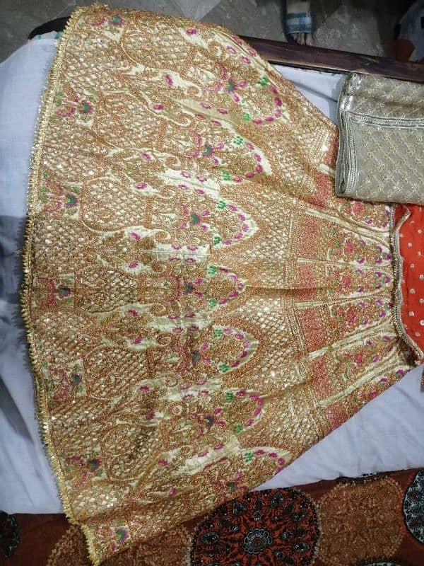 shirt, lehenga, dupatta 7