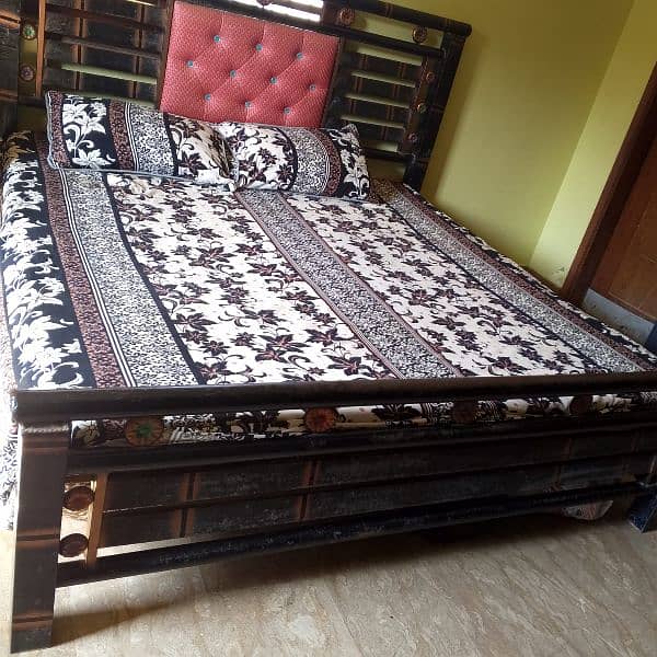 Iron bed and sofa set and storage box 4