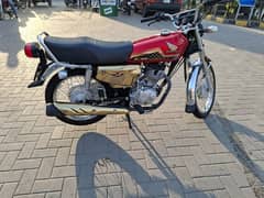 honda 125 special edition gold