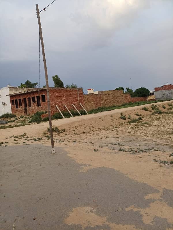 On Easy Installments 3 Marla Plot For Sale In Kahna, Nou Ferozpur Road, Lahore 8