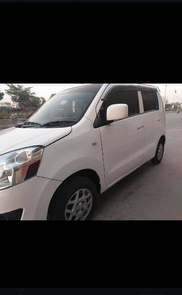 Suzuki Wagon R 2018 3