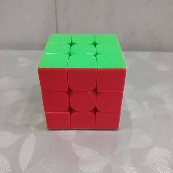 Pack of 9 New Condition Rubik's Cube with Box in Only 1999 9