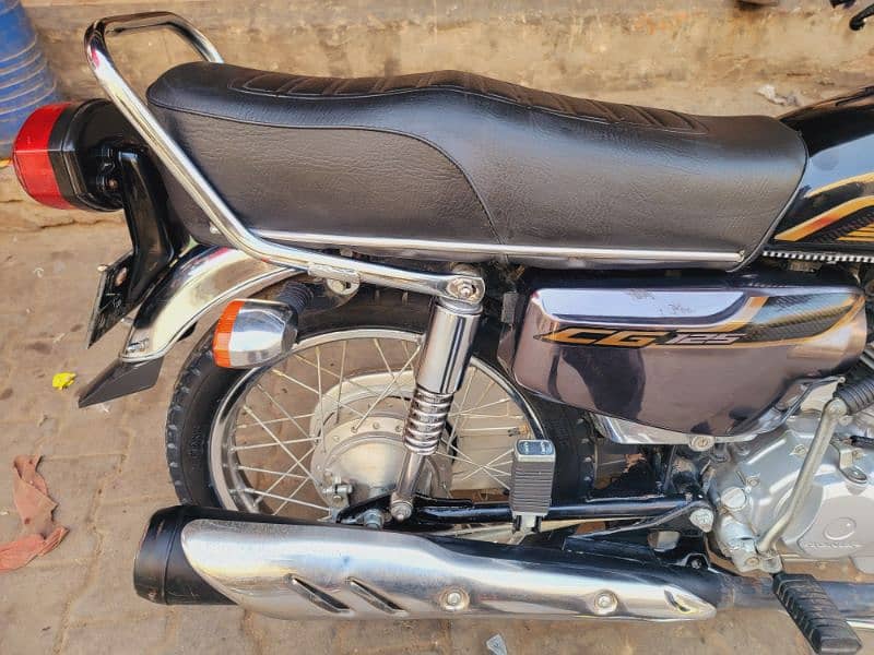 Honda CG 125 se special edition 1